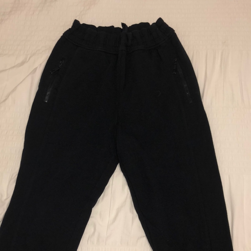 Fabletics! Black sweat pants. size: S